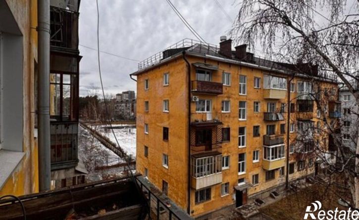 2-комн квартира улица Макаренко, 10,  д. 10