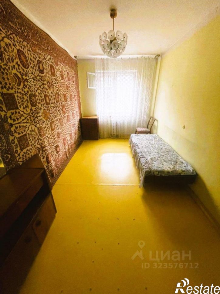 3-комн квартира улица Наймушина, 40,  д. 40