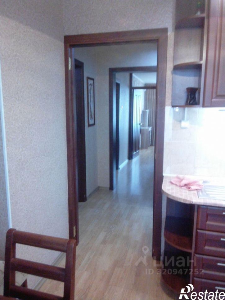 3-комн квартира улица Муханова, 2,  д. 2