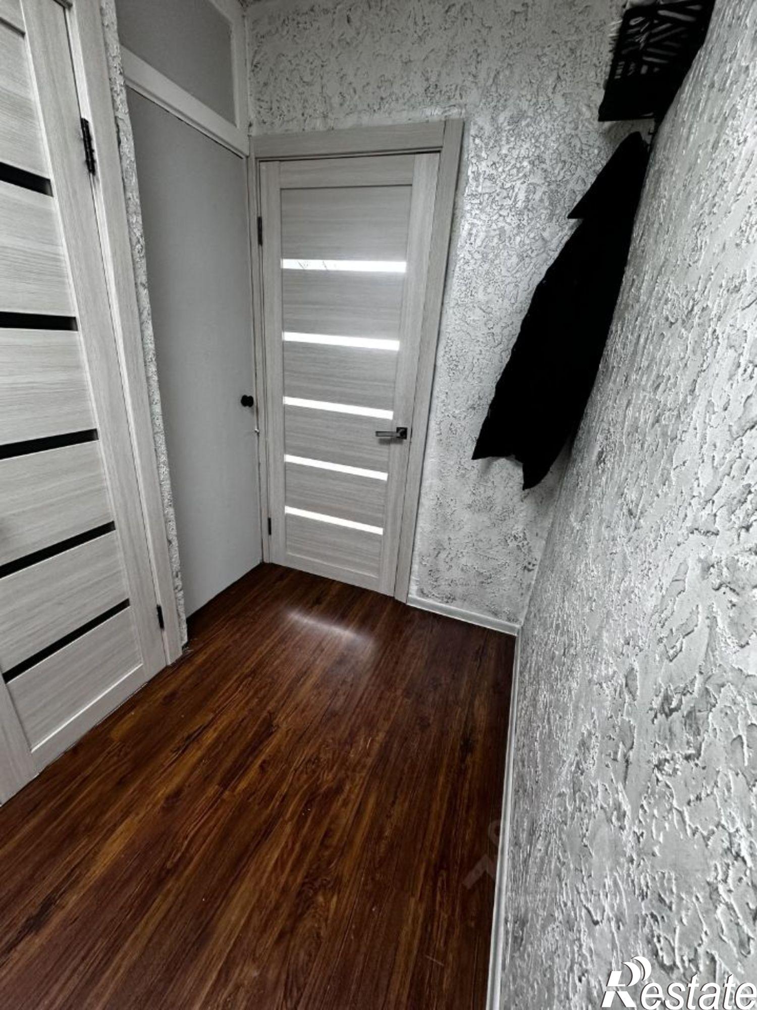 Сдать квартиру за 27 000 рублей на ул Возрождения, 34