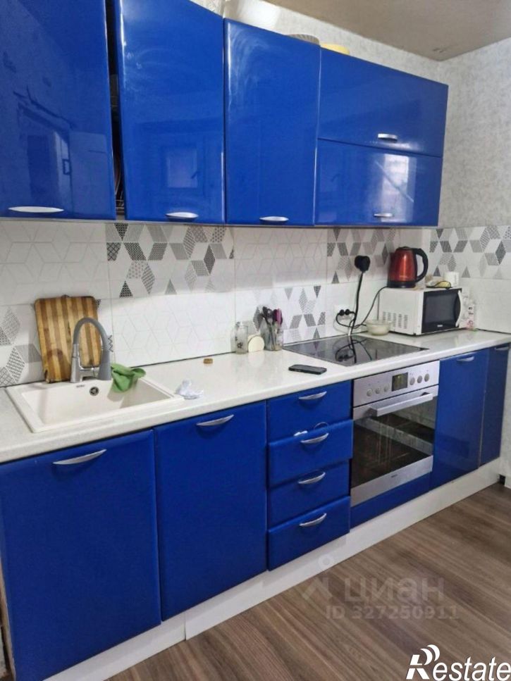 3-комн квартира ул Мечтателей, 25,  д. 25