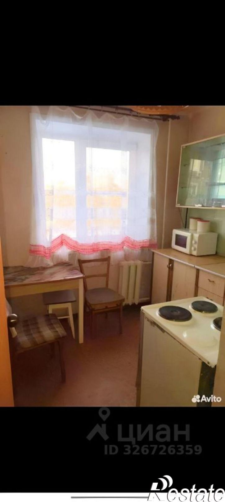 3-комн квартира улица Обручева, 7,  д. 7