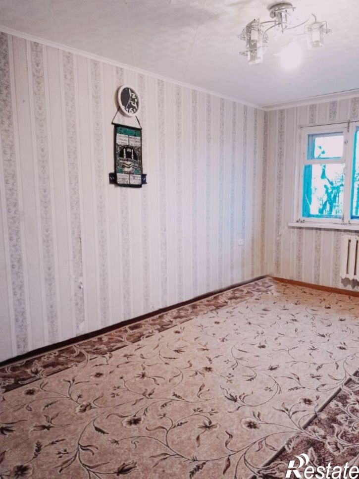 3-комн квартира ул Курчатова, 40,  д. 40