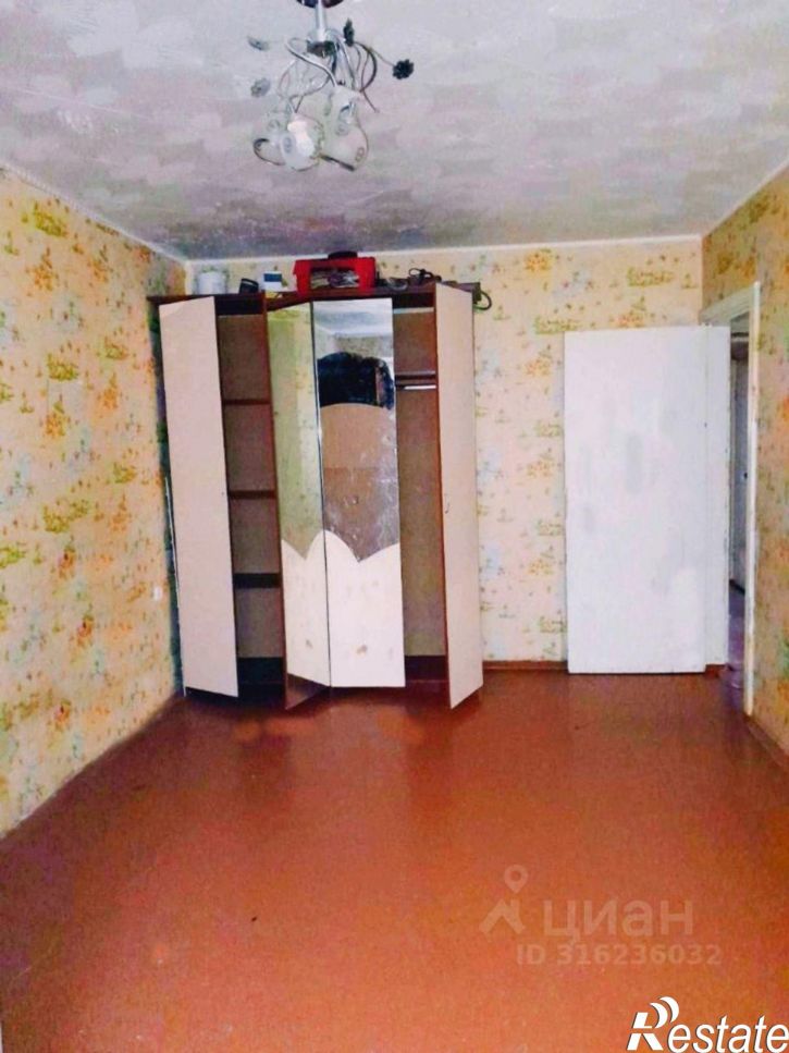 3-комн квартира ул Курчатова, 40,  д. 40