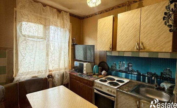 4-комн квартира улица Курчатова, 36,  д. 36