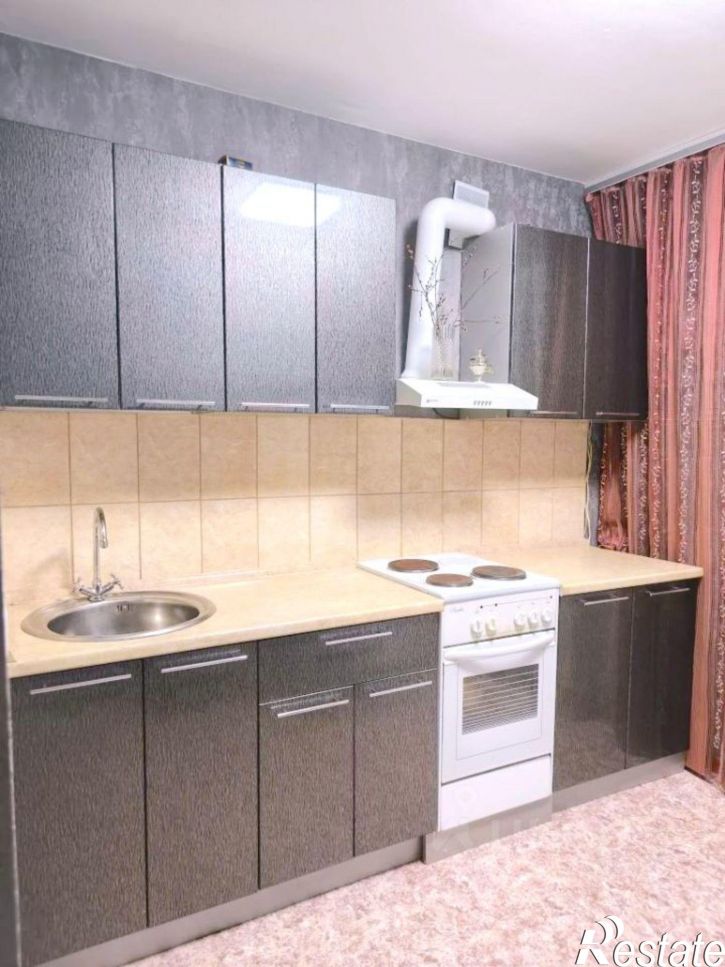 3-комн квартира улица Горького, 25,  д. 25