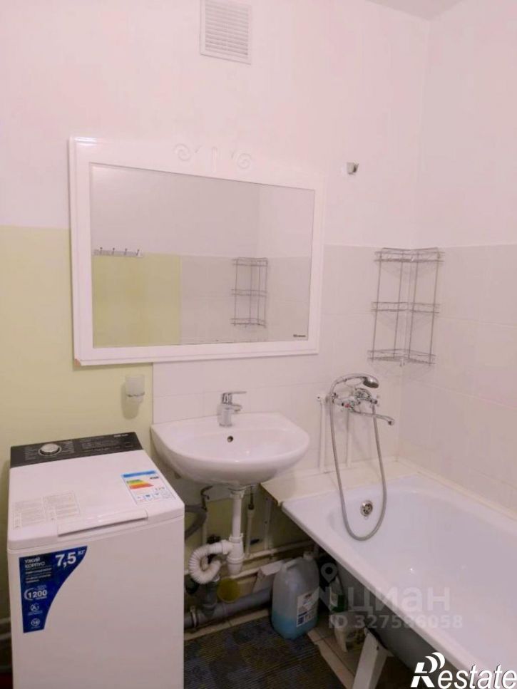 3-комн квартира улица Горького, 25,  д. 25
