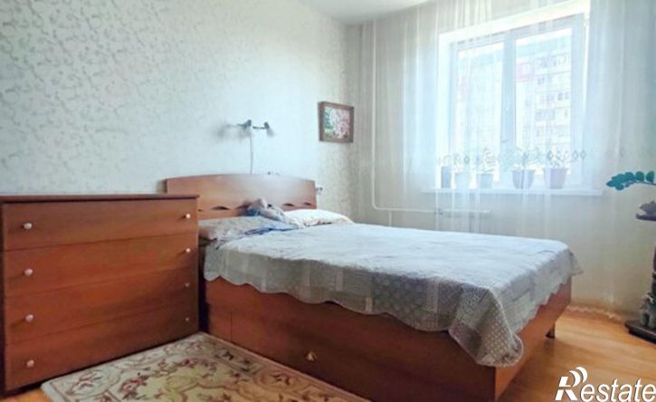 2-комн квартира улица Гагарина, 93,  д. 93