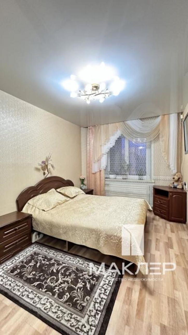 4-комн квартира Крупской, 13
