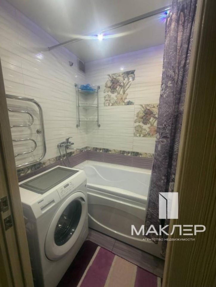 3-комн квартира Возрождения, 16