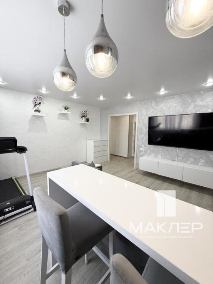 3-комн квартира Возрождения, 6