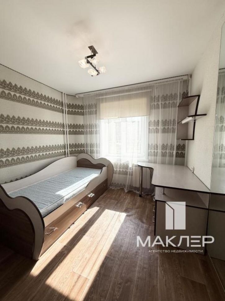 4-комн квартира Возрождения, 3