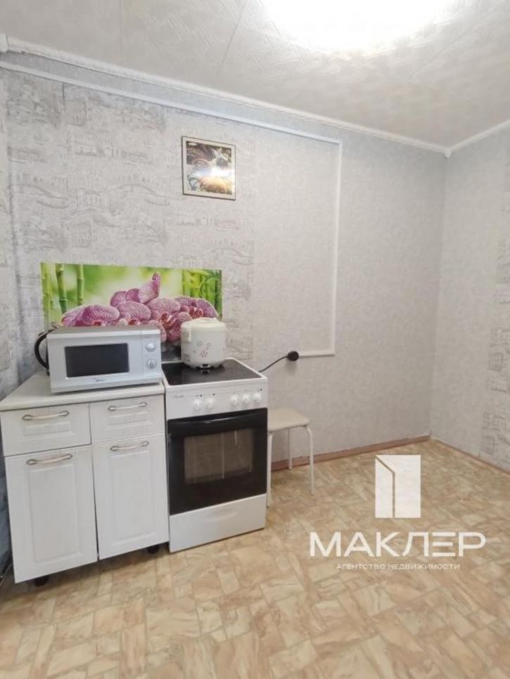 2-комн квартира Баркова, 17