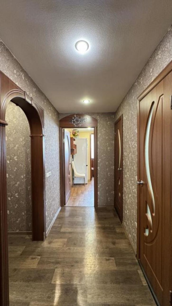3-комн квартира Олимпийская, 9
