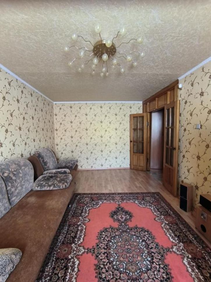 2-комн квартира Иванова, 2а