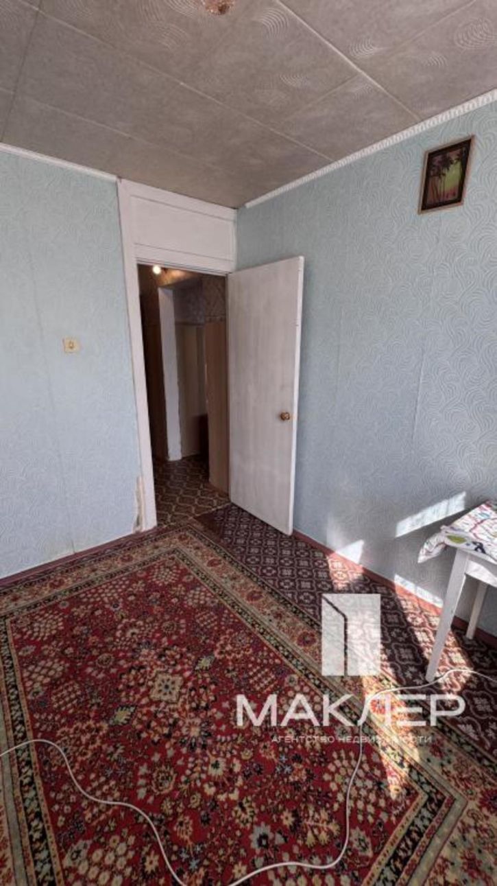 4-комн квартира Победы б-р, 6