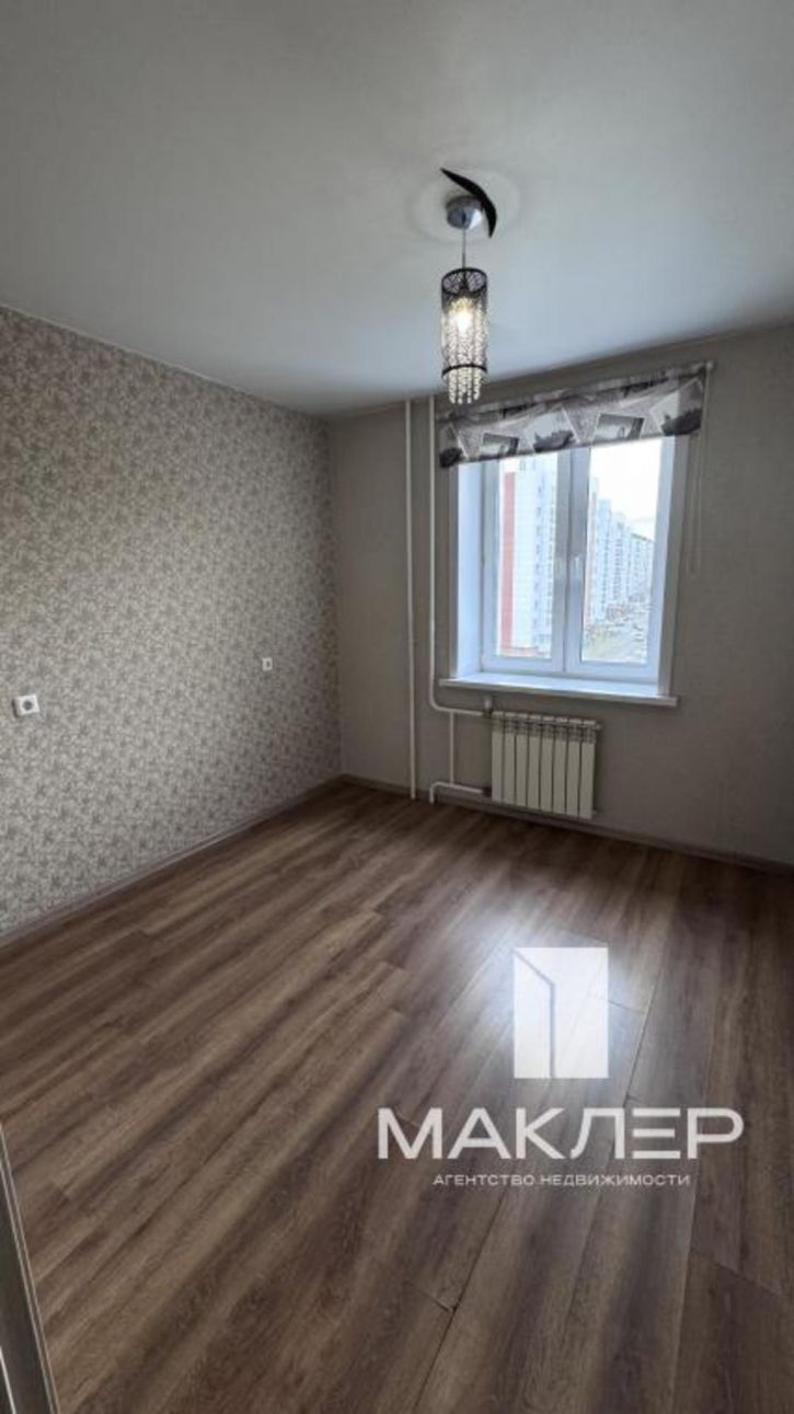 3-комн квартира Гагарина, 107