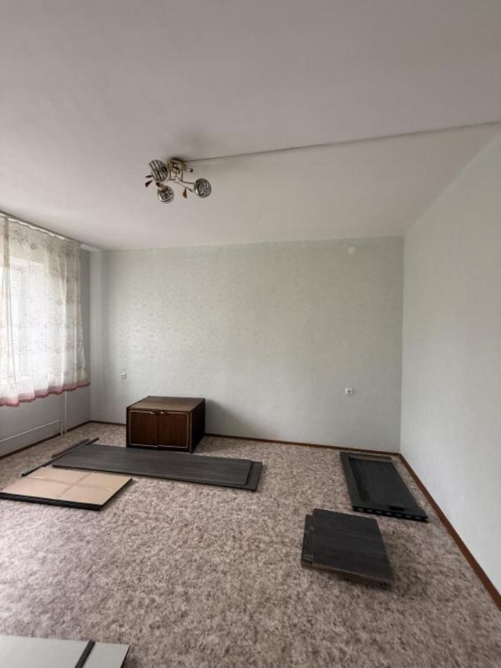 1-комн квартира Гидростроителей, 61а
