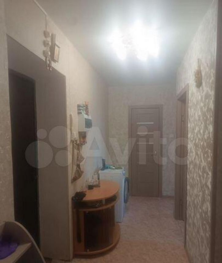 2-комн квартира Возрождения, 46