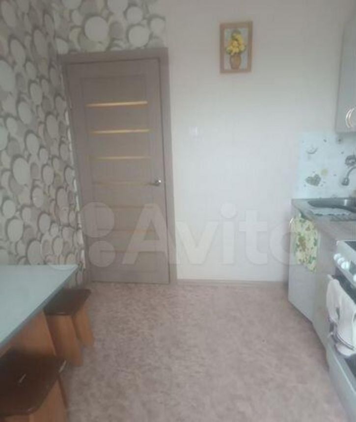 2-комн квартира Возрождения, 46