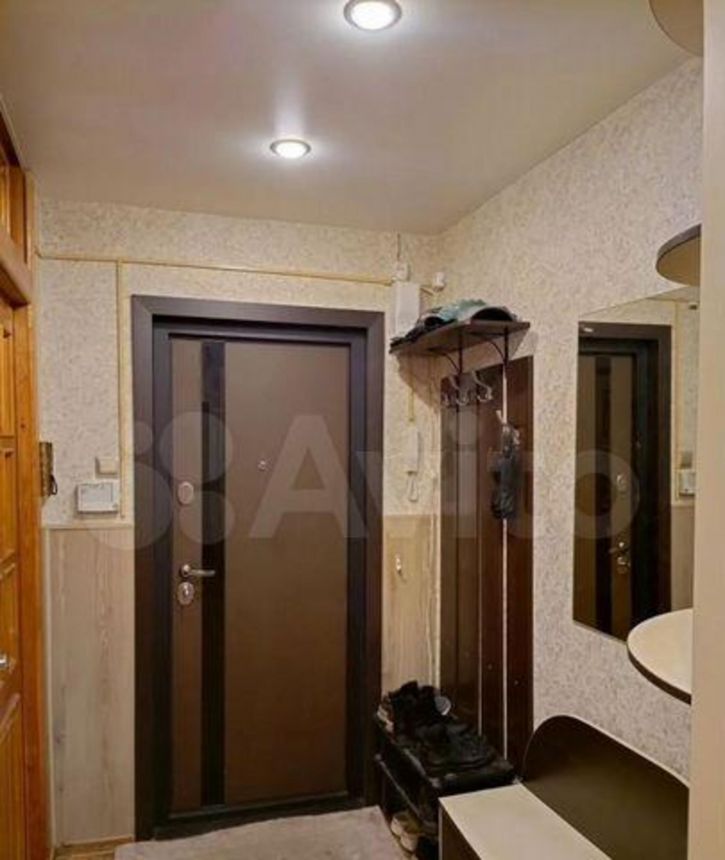 3-комн квартира Победы б-р, 4