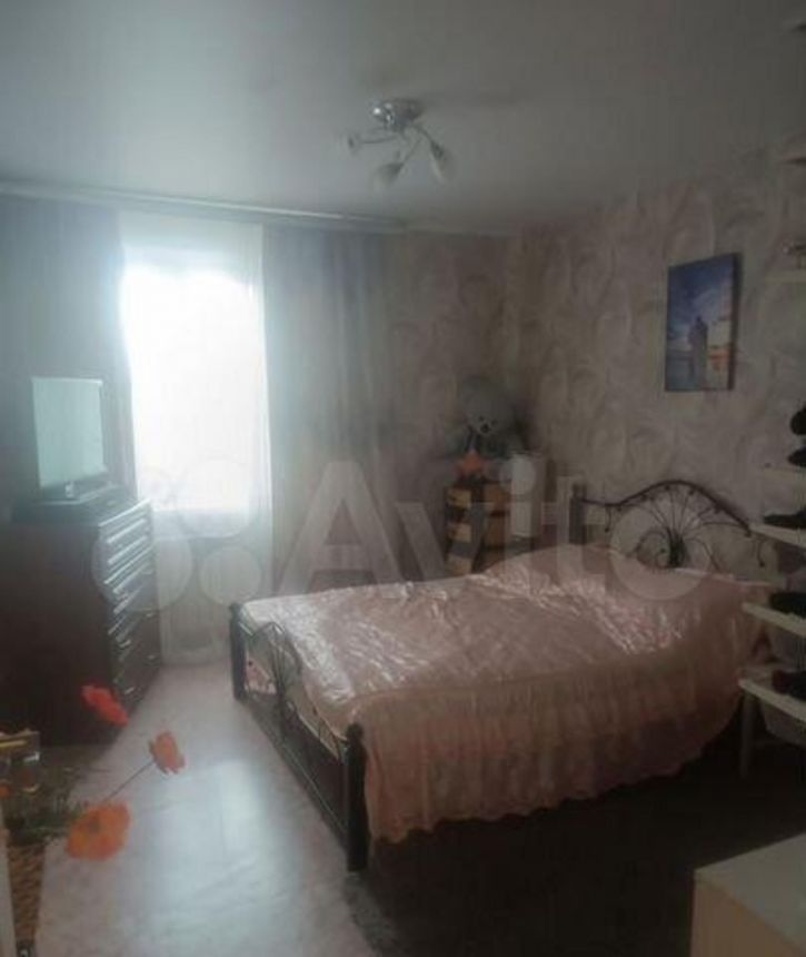2-комн квартира Возрождения, 46