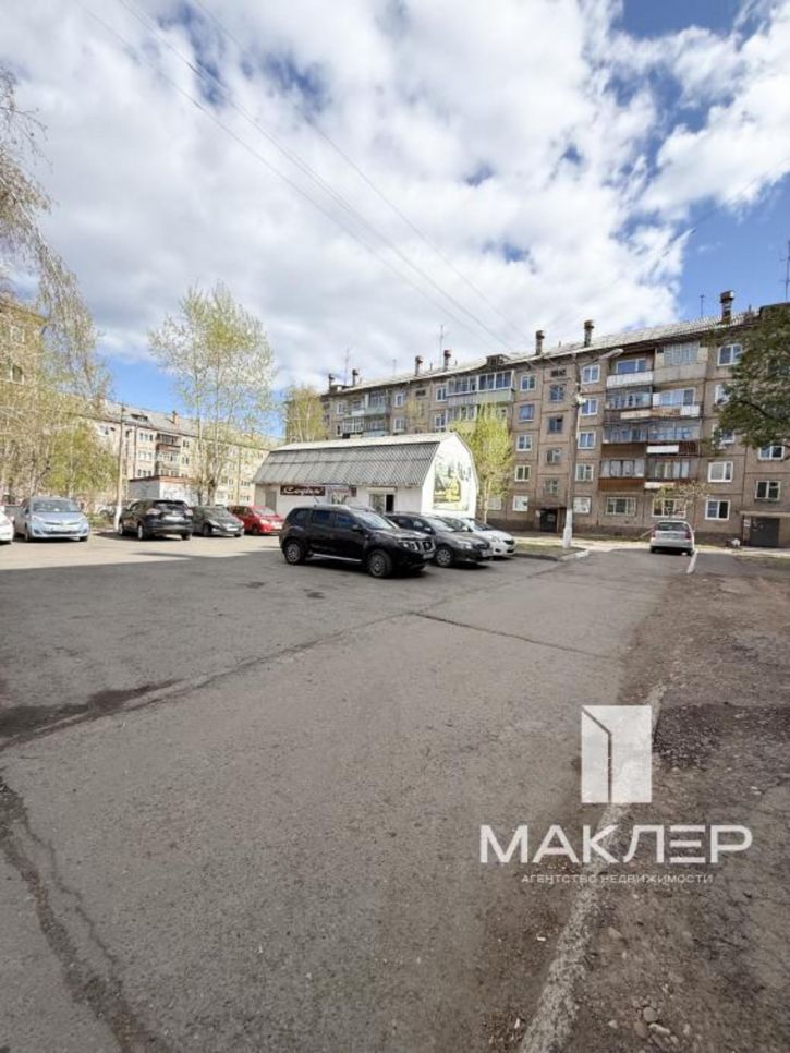 2-комн квартира Космонавтов б-р, 20