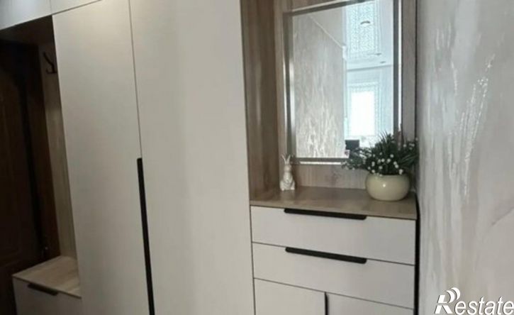 2-комн квартира улица Кирова, 4,  д. 4