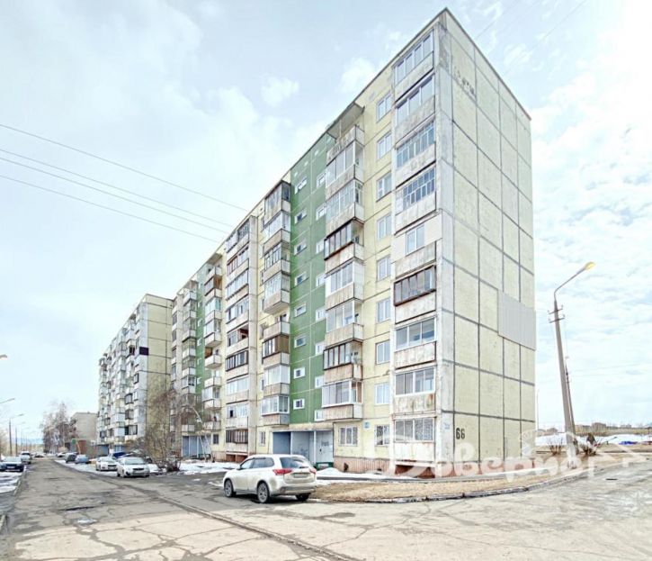 3-комн квартира Курчатова, 66