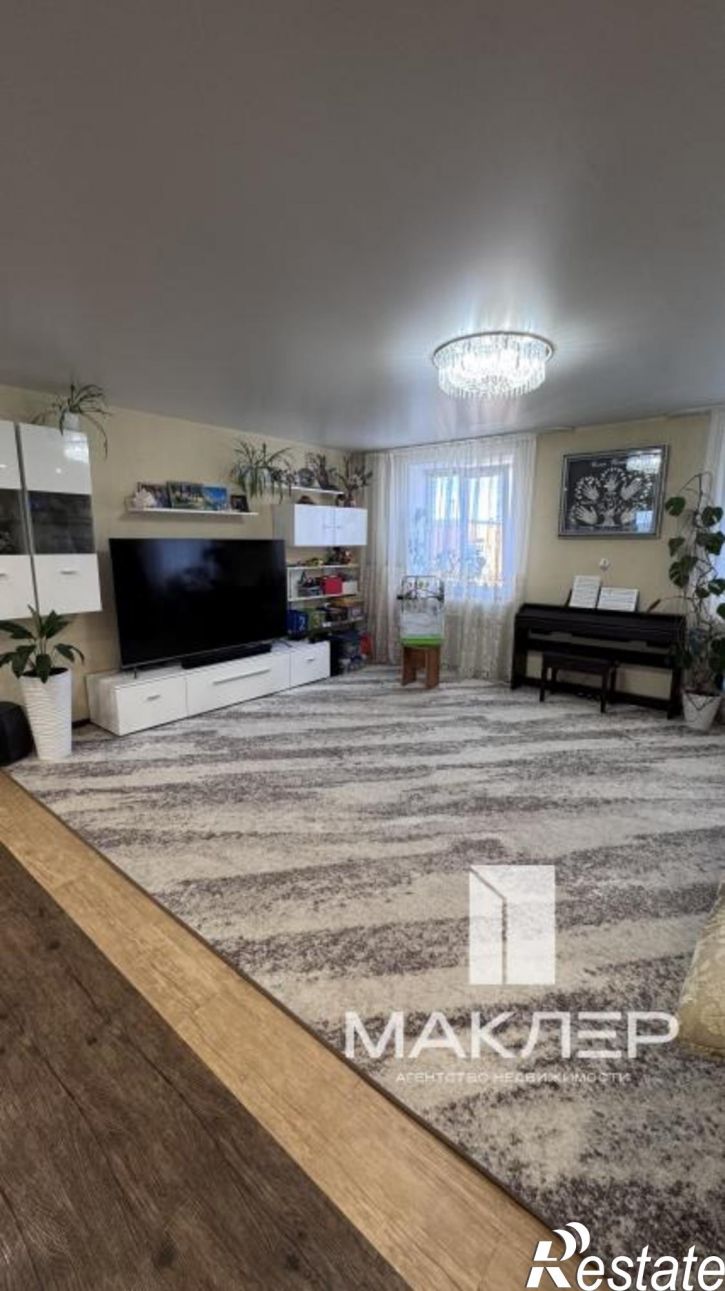 5-комн квартира Муханова, 8а