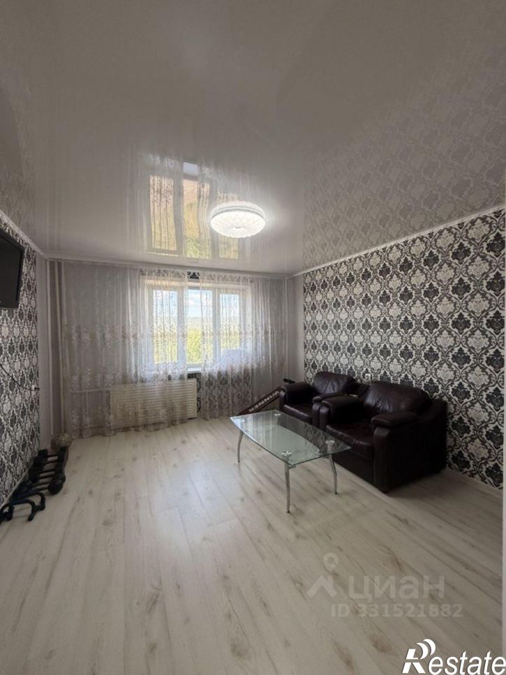 3-комн квартира улица Возрождения, 24,  д. 24