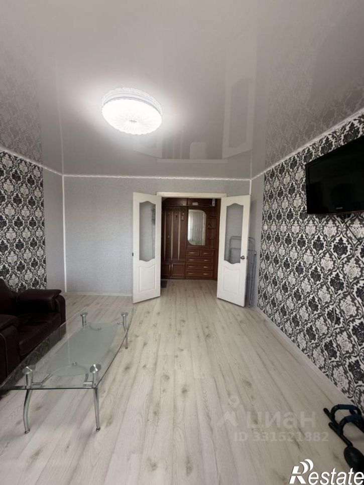 3-комн квартира улица Возрождения, 24,  д. 24