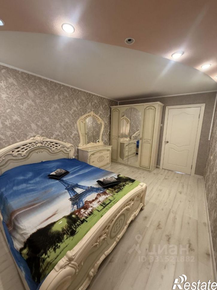 3-комн квартира улица Возрождения, 24,  д. 24