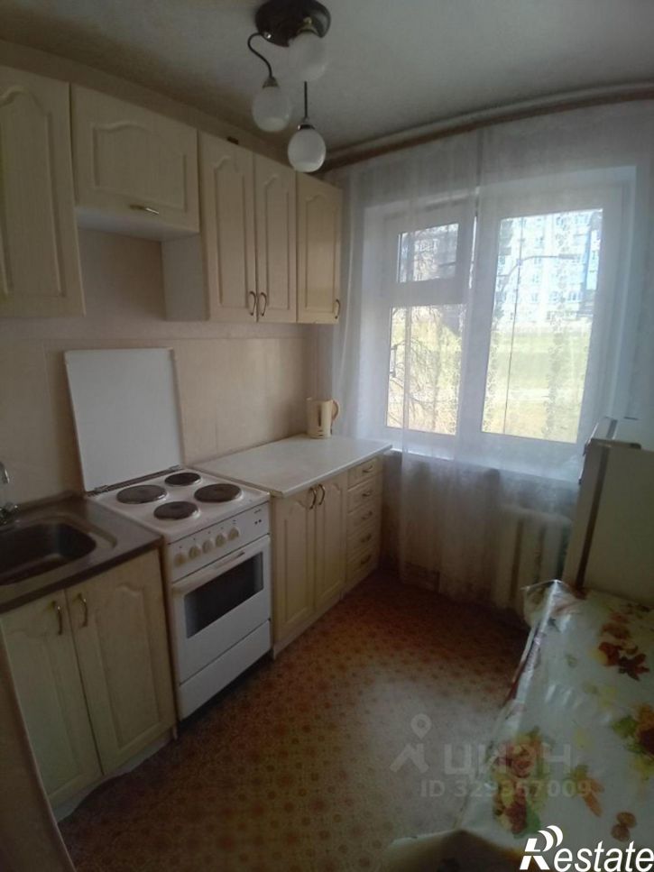 3-комн квартира ул Снежная, 33,  д. 33