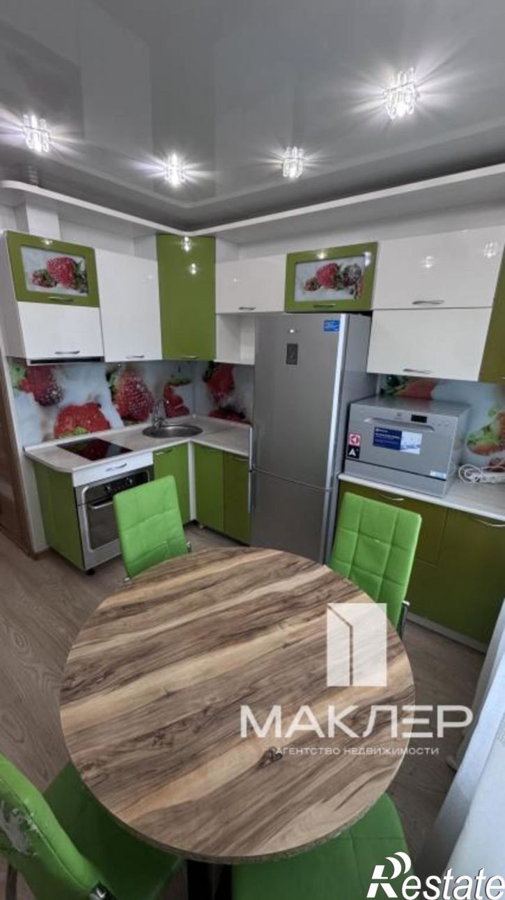 2-комн квартира Крупской, 43