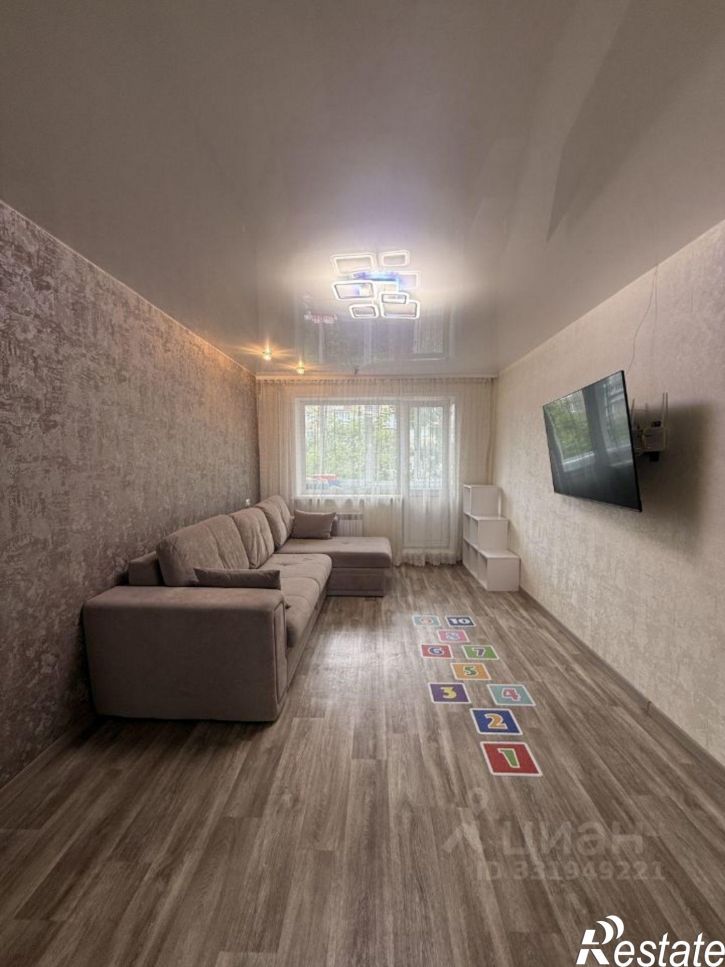 2-комн квартира б-р Космонавтов, 38,  д. 38