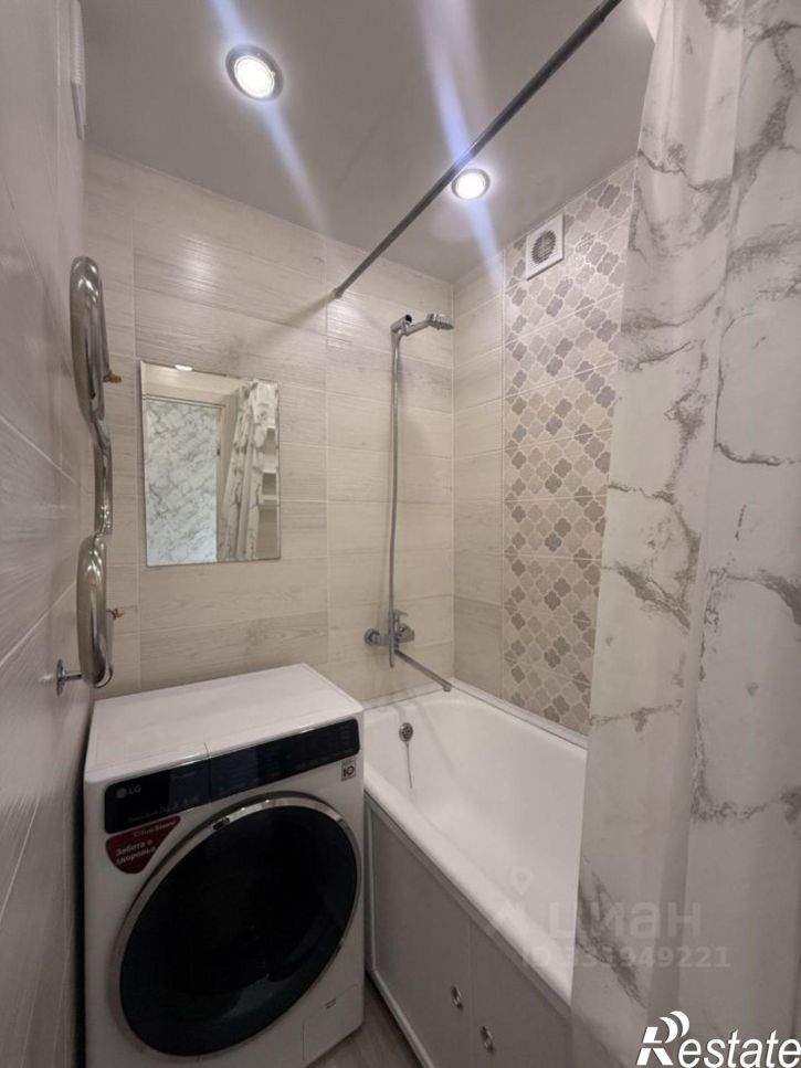 2-комн квартира б-р Космонавтов, 38,  д. 38