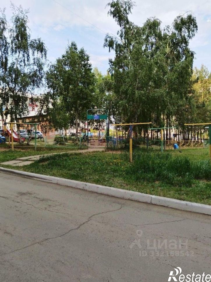 3-комн квартира ул Возрождения, 34,  д. 34