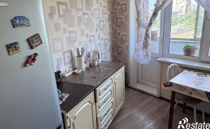 1-комн квартира б-р Космонавтов, 3,  д. 3