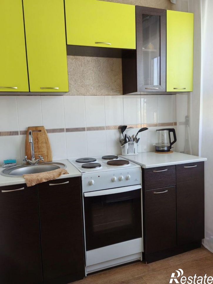 2-комн квартира ул Обручева, 32,  д. 32