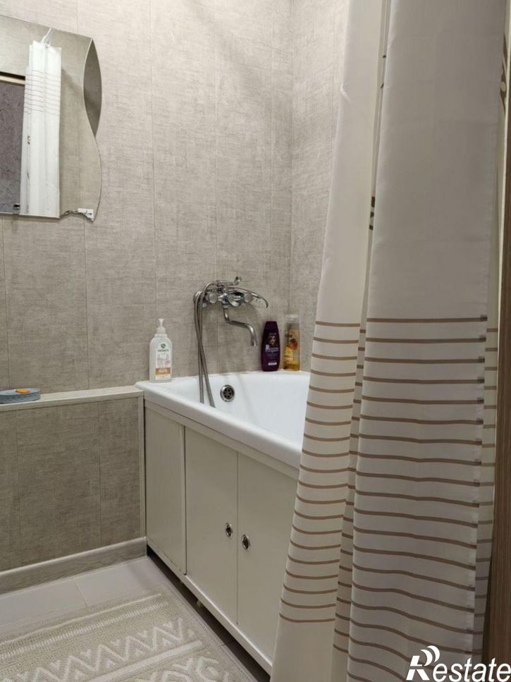 2-комн квартира ул Обручева, 32,  д. 32
