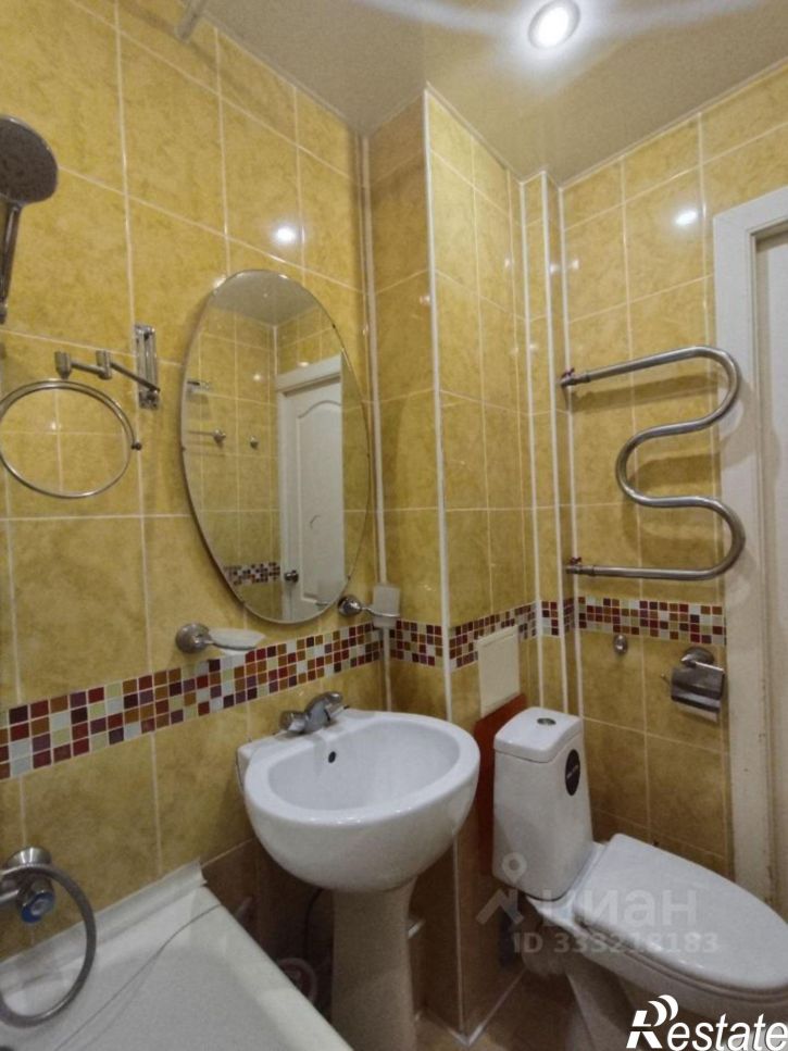 3-комн квартира ул Обручева, 15,  д. 15