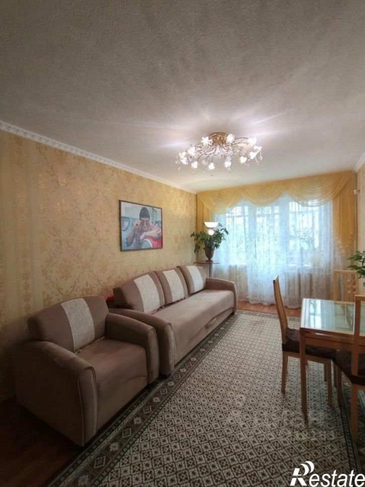 3-комн квартира ул Обручева, 15,  д. 15