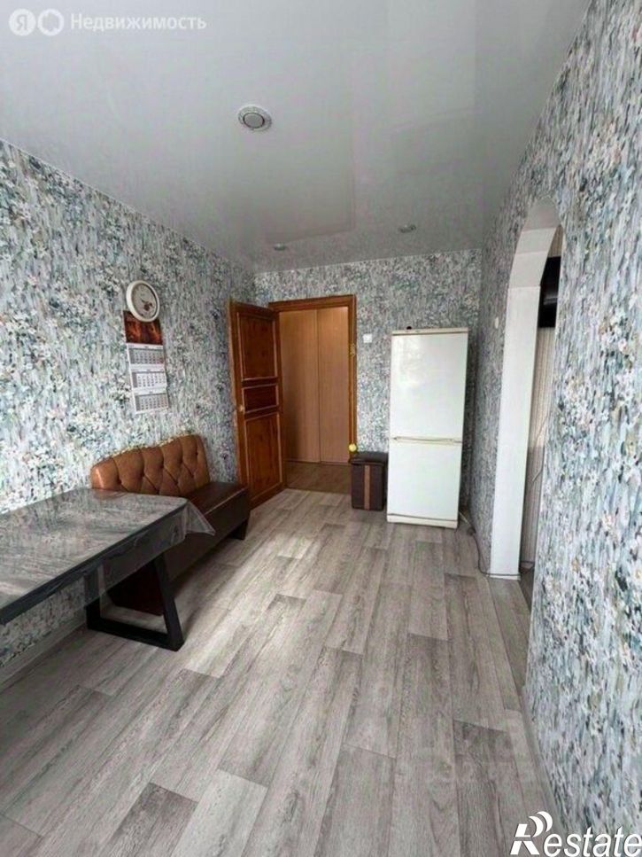 4-комн квартира б-р Космонавтов, 26А,  д. 26А