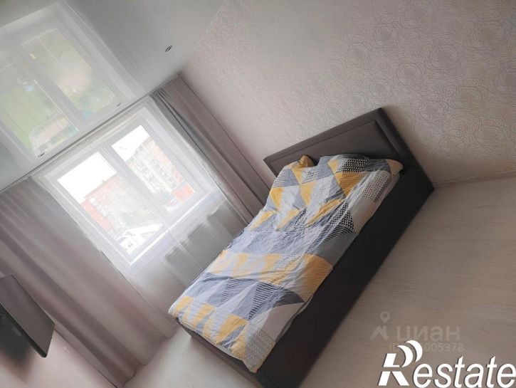 3-комн квартира улица Возрождения, 34,  д. 34