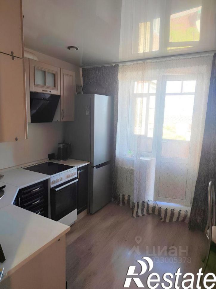 3-комн квартира улица Возрождения, 34,  д. 34