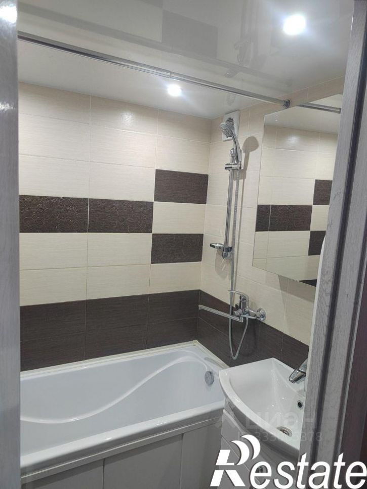 3-комн квартира улица Возрождения, 34,  д. 34