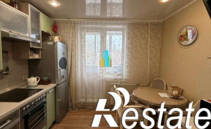 3-комн квартира улица Муханова, 12,  д. 12