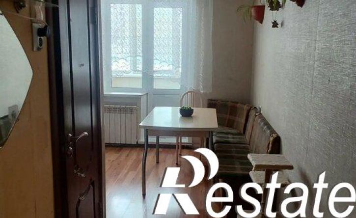 3-комн квартира улица Зверева, 15,  д. 15
