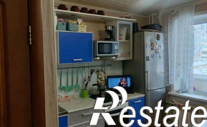 3-комн квартира улица Зверева, 15,  д. 15